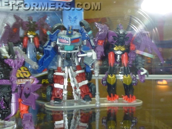 Transformers=botcon 2013 Generatations Prime Paltinum  (376 of 424)